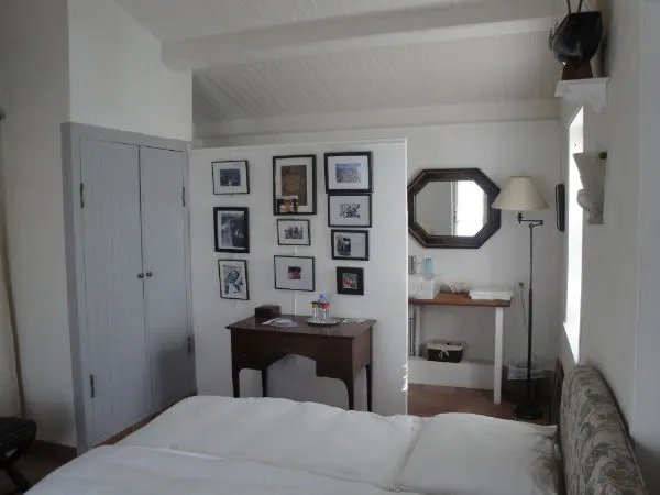 Coin bureau de la chambre Côté Bateau
